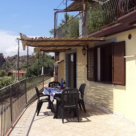 Fiorerosa Apartment